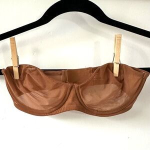🤎 SKIMS Sheer Mesh Underwire Bra 32C Brown Nude Minimalist Lingerie
